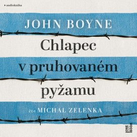 Chlapec v pruhovaném pyžamu