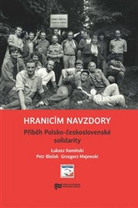 Hranicím navzdory