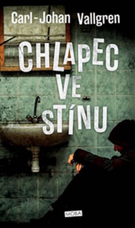 Chlapec ve stínu