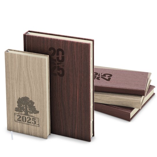 Diář 2025 denní Ctirad s výsekem A5 Wood světle hnědá