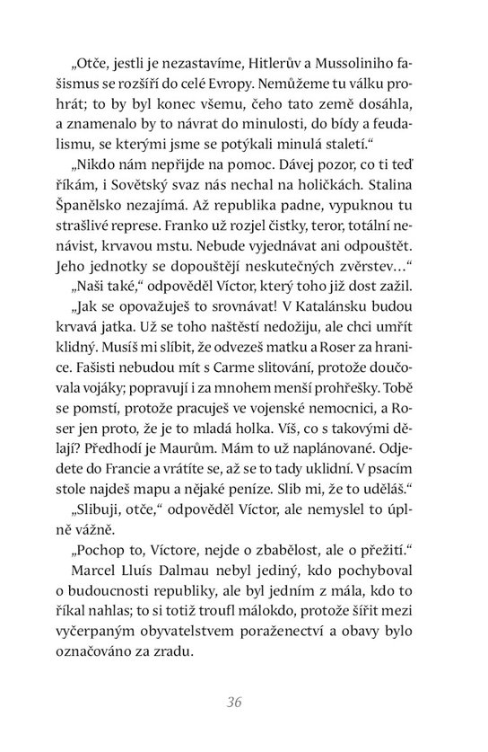Dlouhý okvětní plátek moře