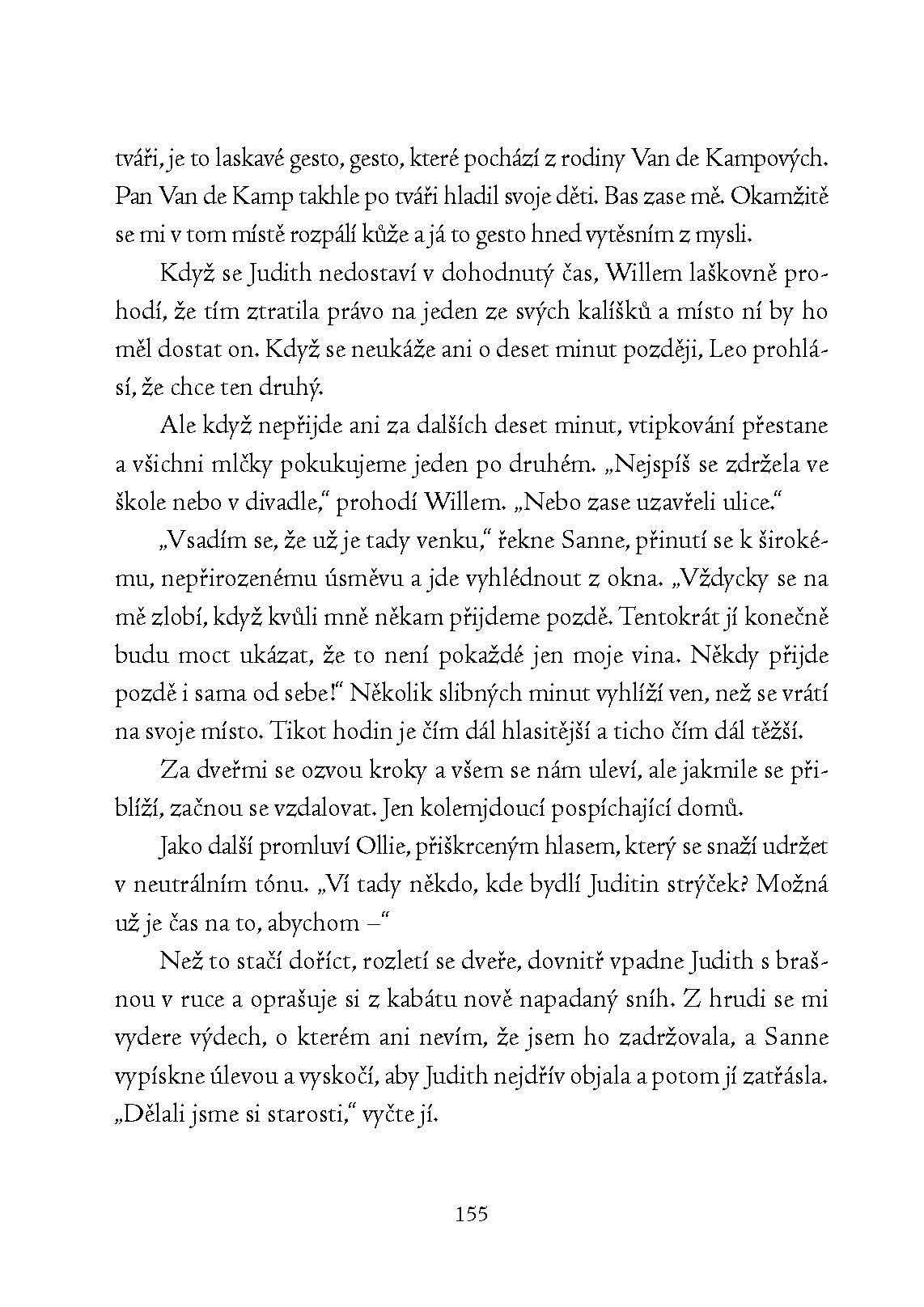Dívka v modrém plášti