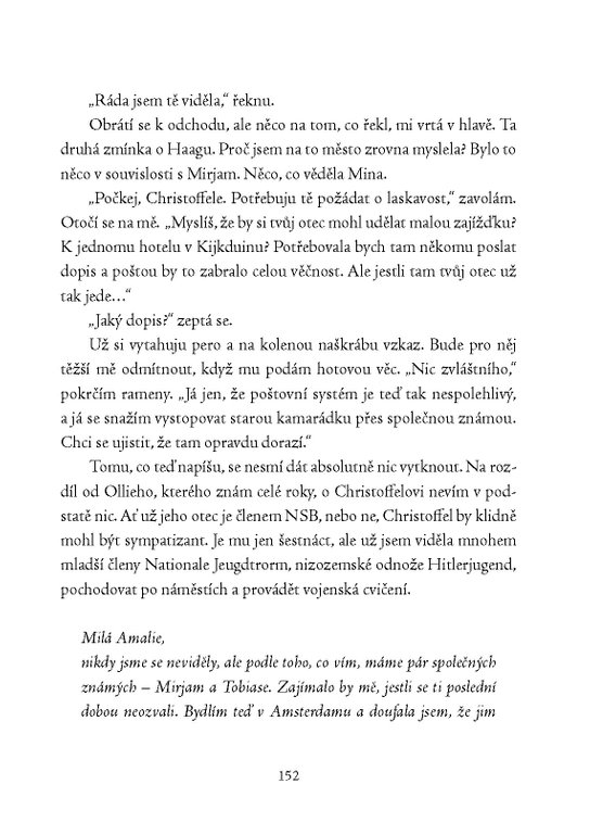 Dívka v modrém plášti