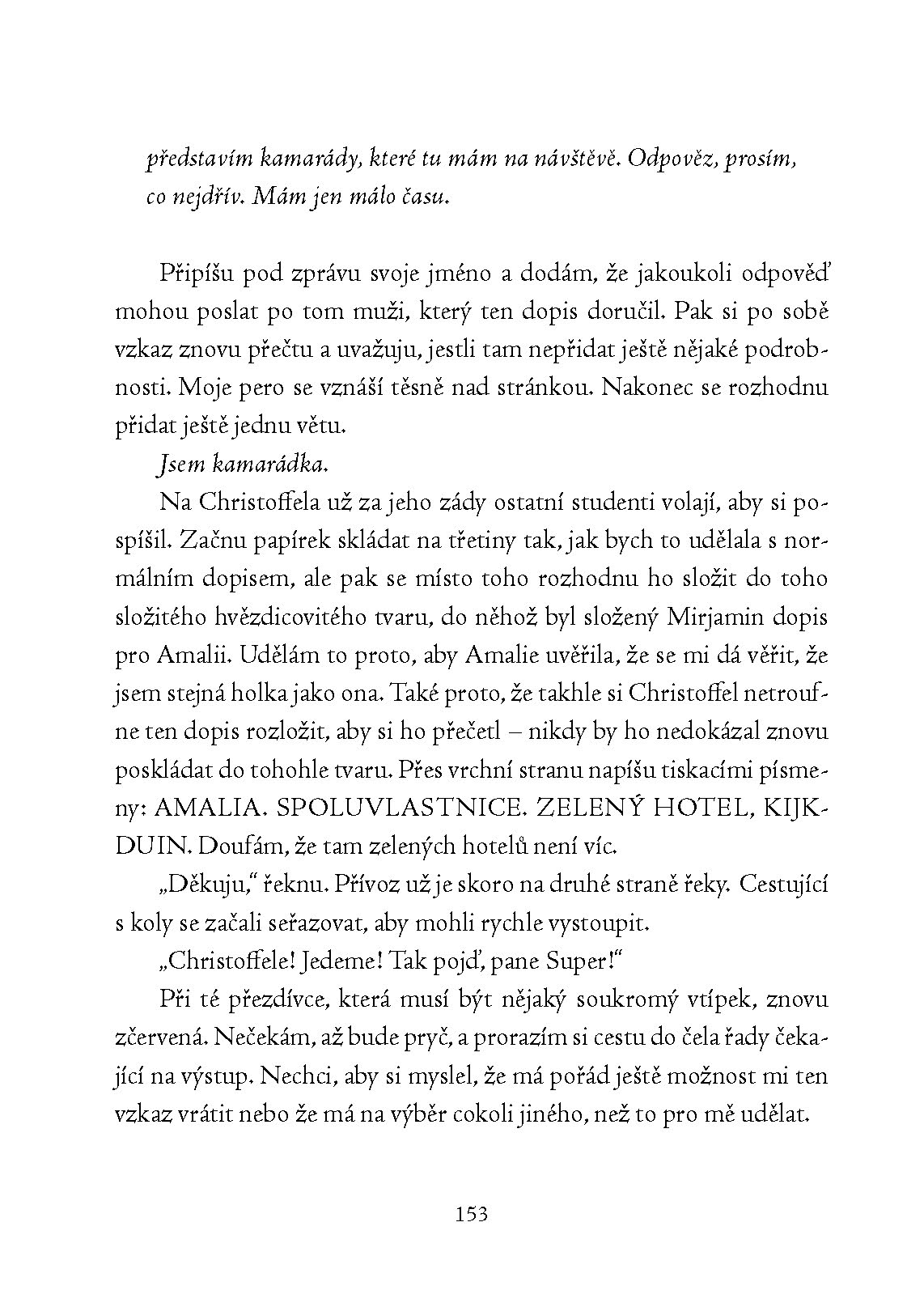 Dívka v modrém plášti